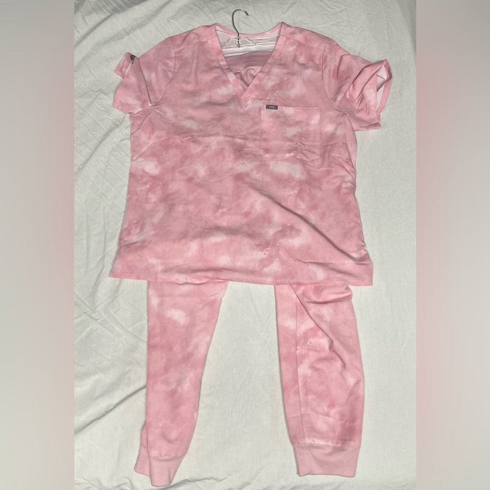 Figs scrubs set